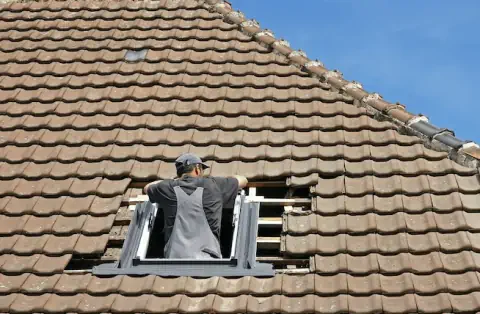 Pose de velux - Cléry-Saint-André